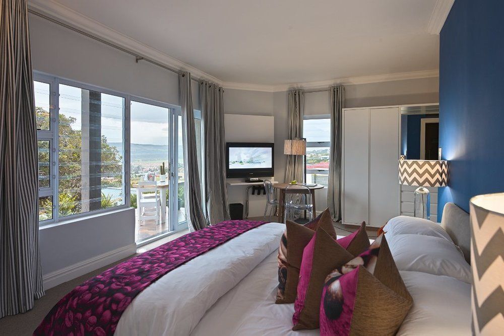 Chocolate Box Boutique Guesthouse Gordonʼs Bay Екстериор снимка